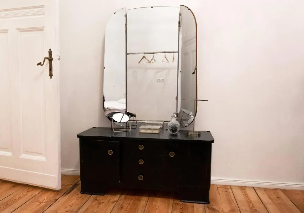 Artistic Altbau Apartment 베를린